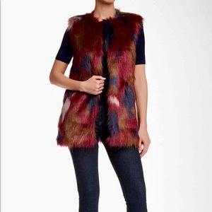 Statement fur vest